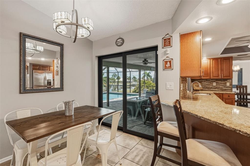 200 BELAIRE COURT photo 21