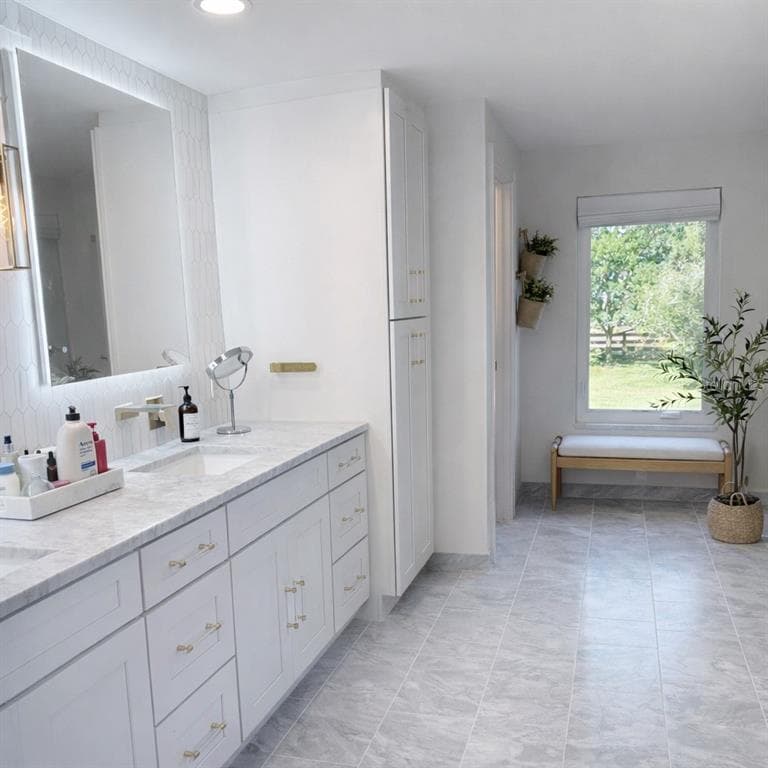 11102 SHADY OAK STREET photo 16