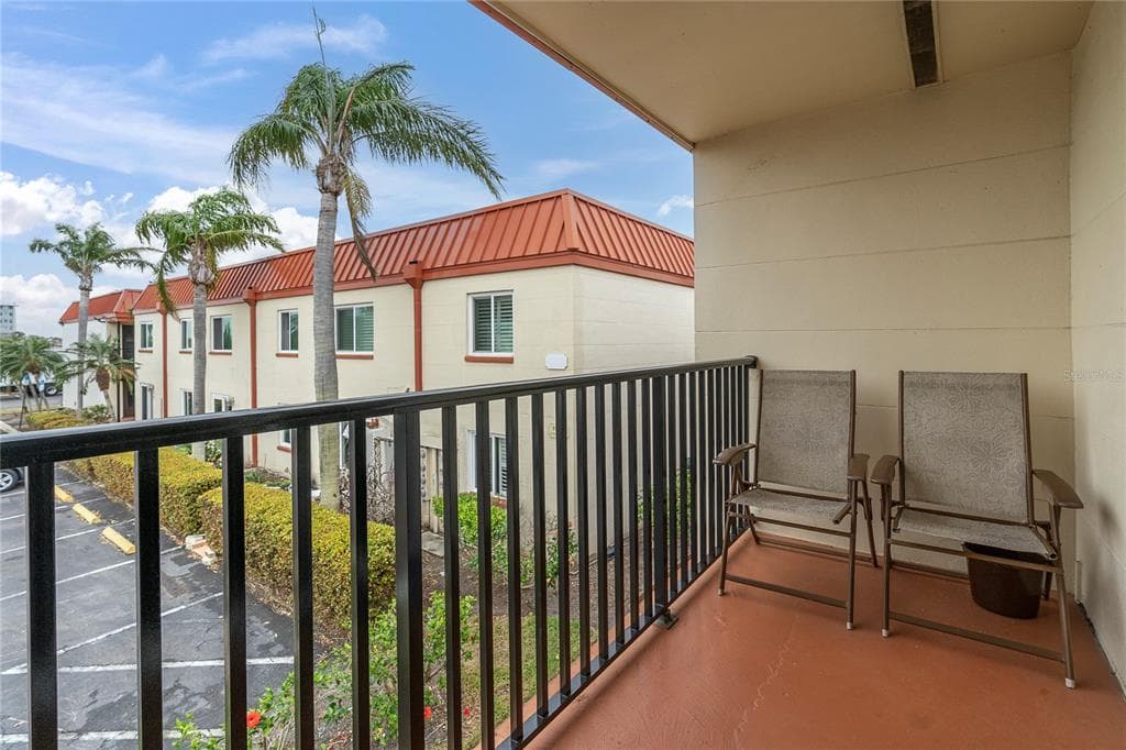 10365 PARADISE BOULEVARD 4 photo 20