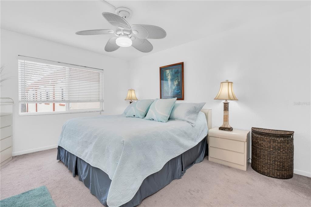 10365 PARADISE BOULEVARD 4 photo 14