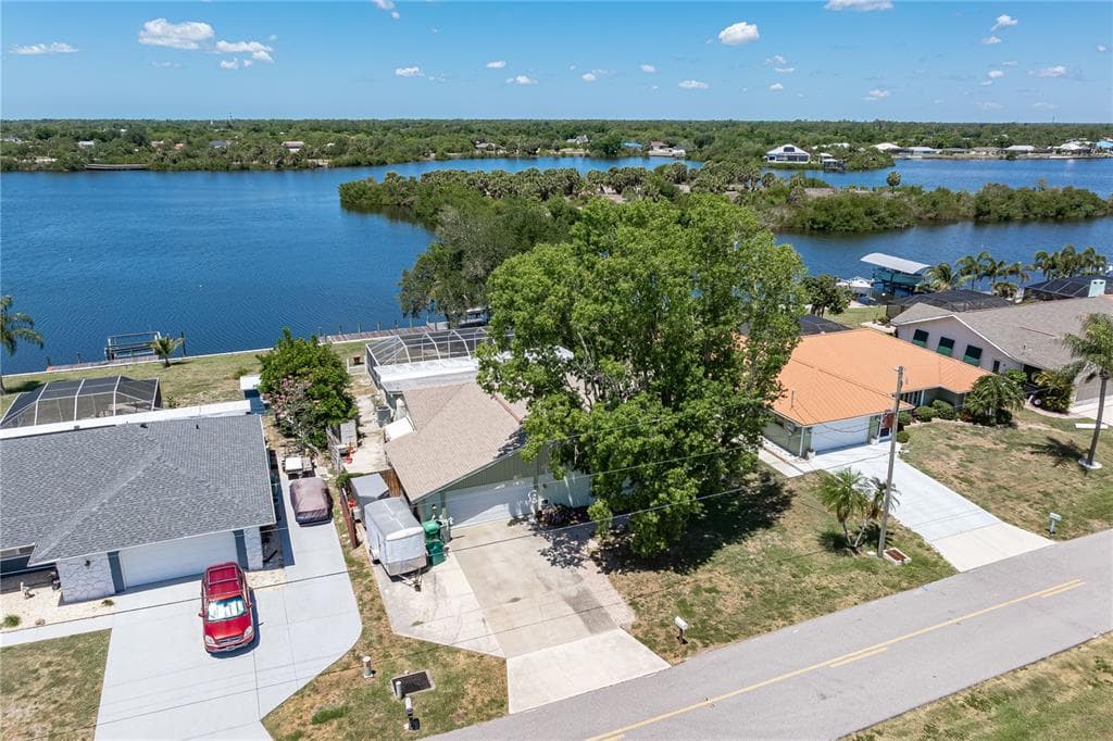 174 SPRING LAKE BOULEVARD NW photo 12