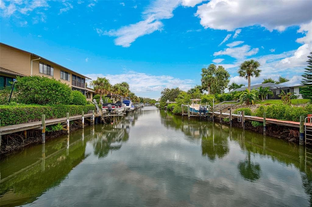 6660 SCHOONER BAY CIRCLE #6660 1