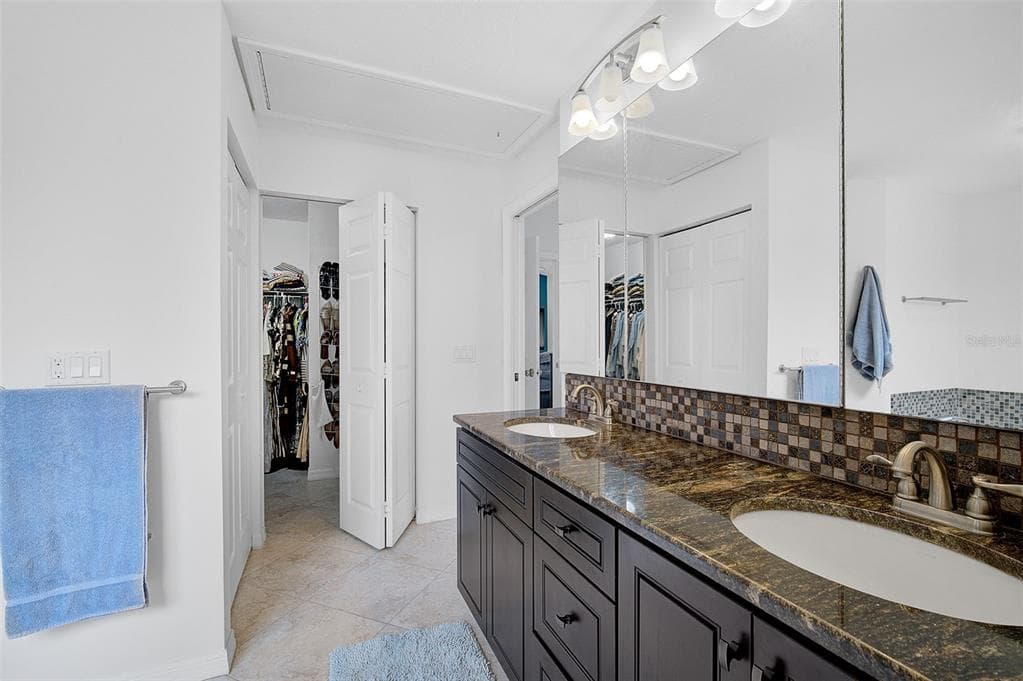 6660 SCHOONER BAY CIRCLE 6660 photo 19