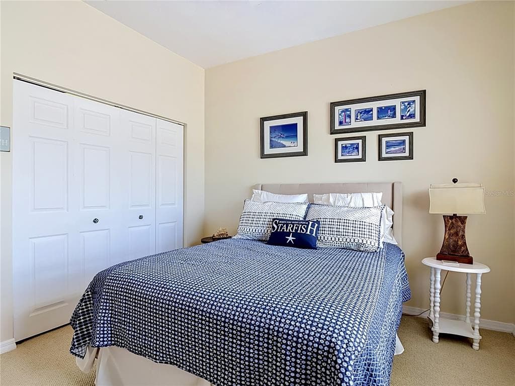 21 RICHMOND DR photo 13