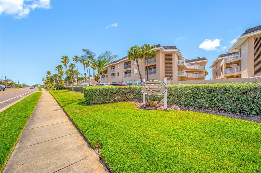 3100 GULF BOULEVARD 132 photo 2