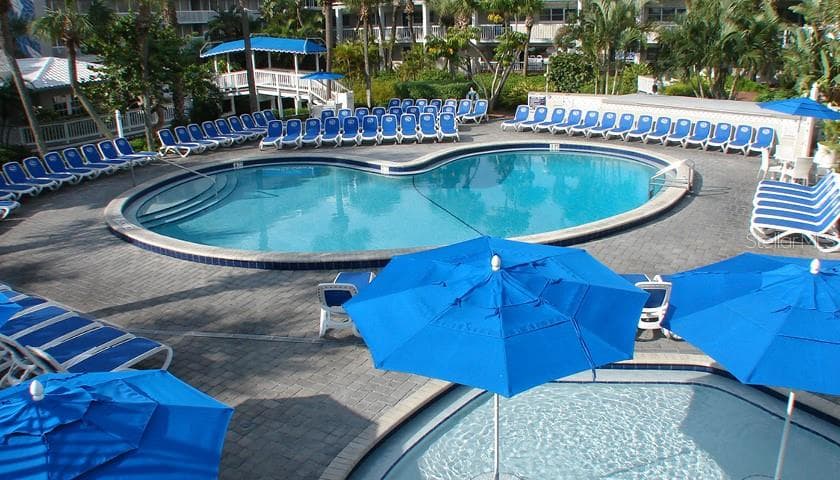 5500 GULF BOULEVARD 4246 photo 19