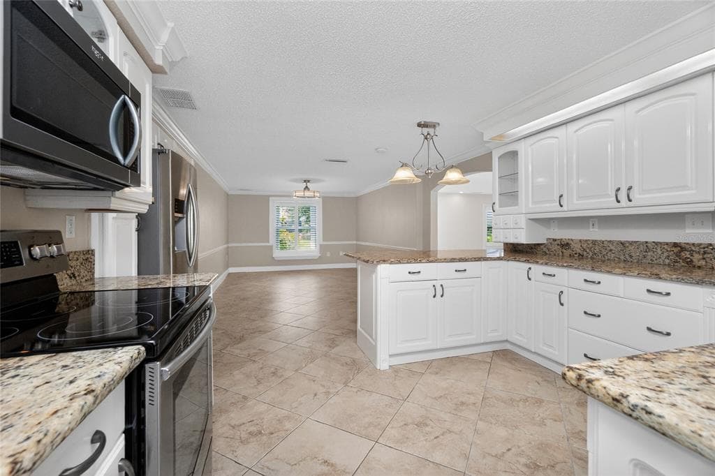 14494 LILLIAN CIRCLE photo 23