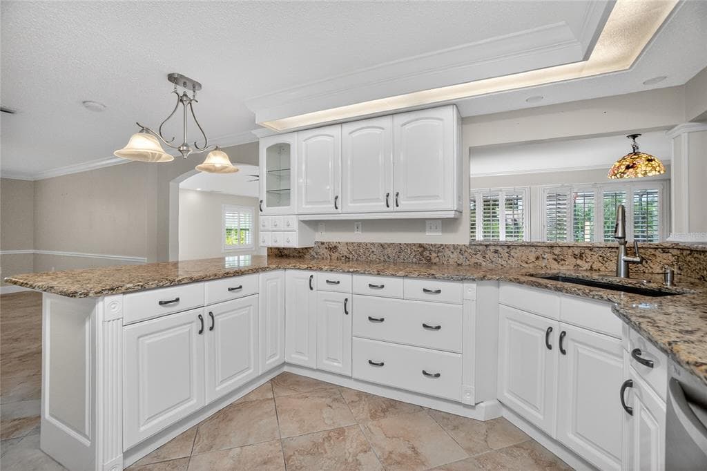 14494 LILLIAN CIRCLE photo 3