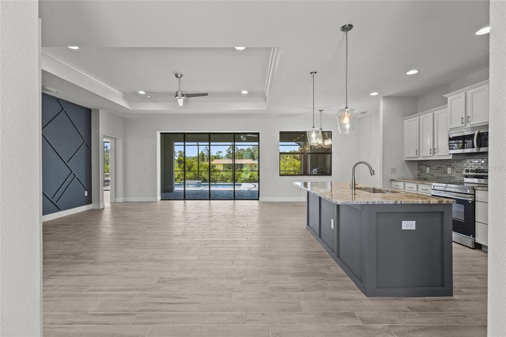 12396 BACCHUS ROAD photo 3