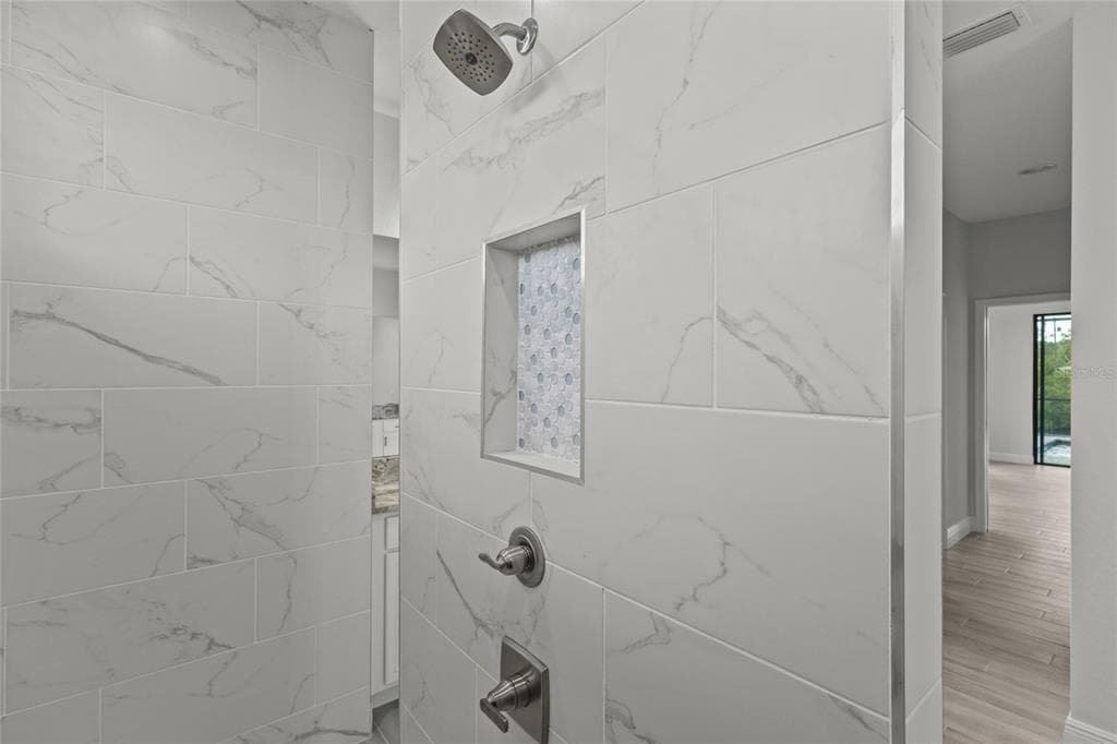 12396 BACCHUS ROAD photo 18