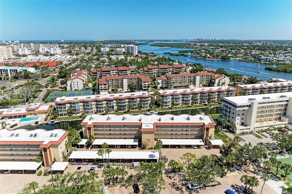 1257 S PORTOFINO DRIVE #104 5