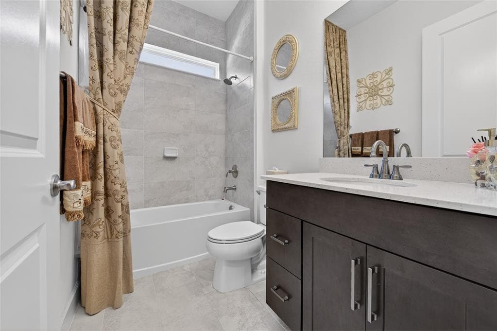 125 MOSAIC BOULEVARD photo 20