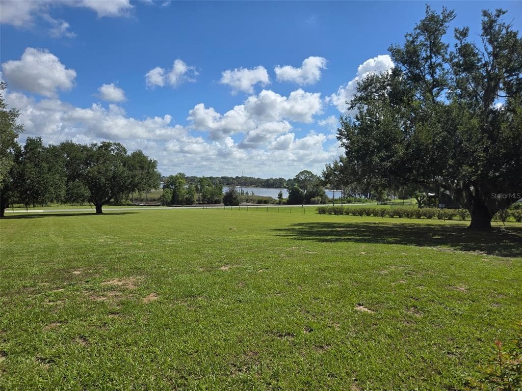 7956 LAKE NELLIE ROAD 3