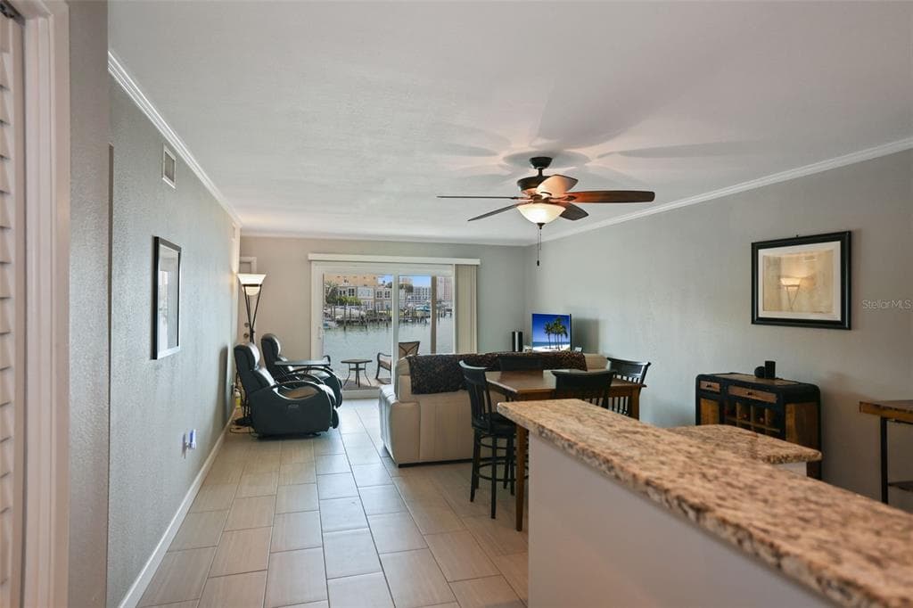 400 LARBOARD WAY 103 photo 15