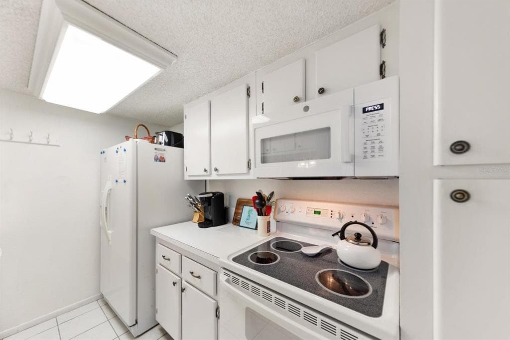 179 MEDALLION BOULEVARD H photo 10