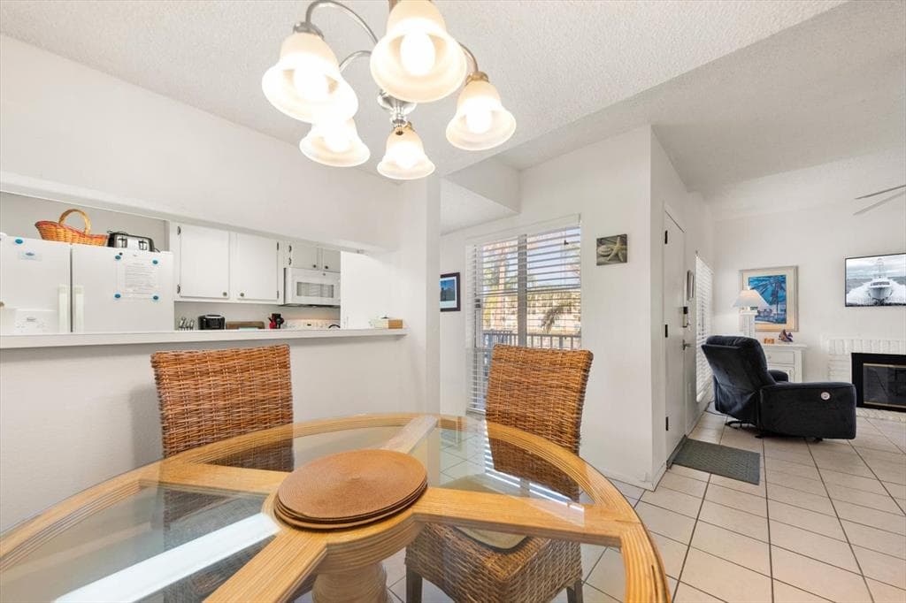 179 MEDALLION BOULEVARD H photo 8