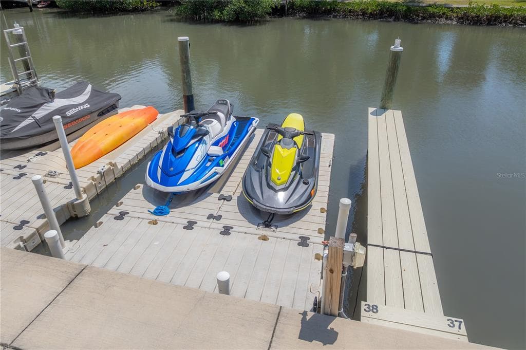 119 BRENT CIRCLE 4