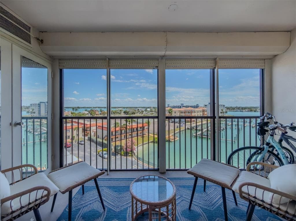 10355 PARADISE BOULEVARD #511 1