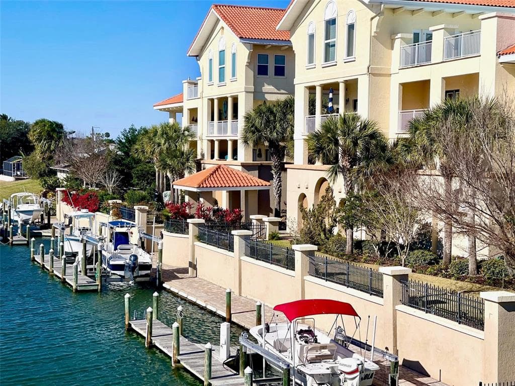 200 BELLA HARBOR COURT #113 1