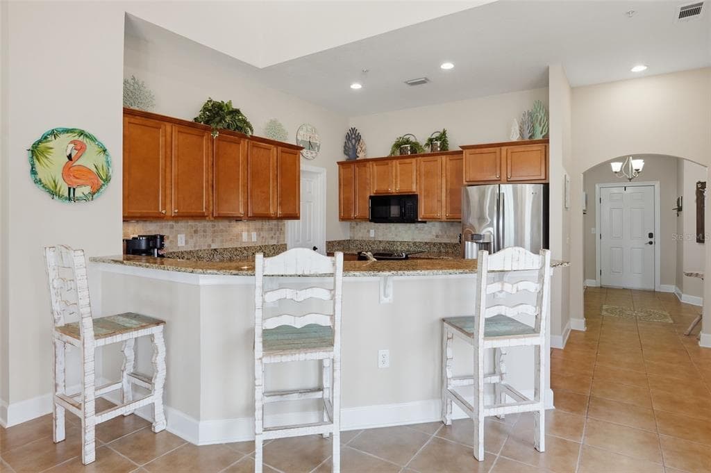 200 BELLA HARBOR COURT #113 4