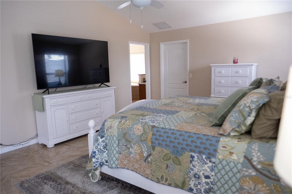 15648 MELPORT CIRCLE photo 9