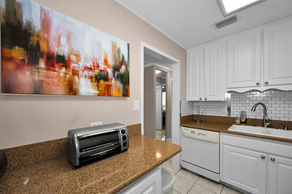 2700 BAYSHORE BOULEVARD 2205 photo 18