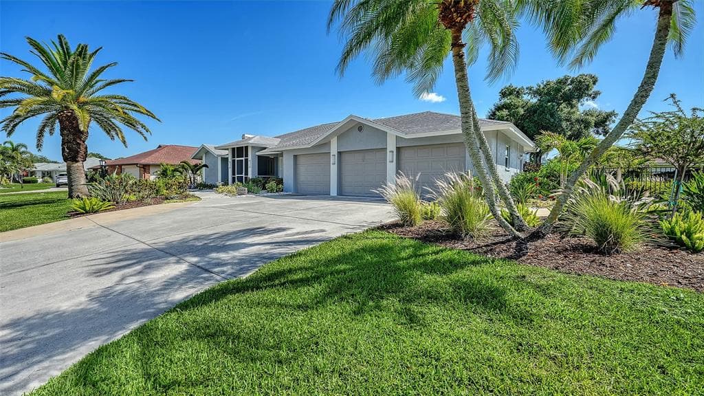 6988 COUNTRY LAKES CIRCLE photo 6