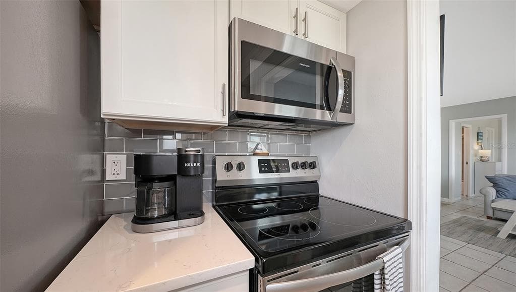 1255 TARPON CENTER DRIVE 406 photo 23