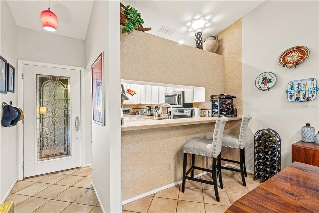 4612 PARK LAKE TERRACE N photo 8