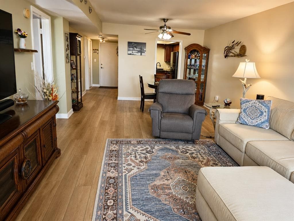 5130 BRITTANY DRIVE S #604 3