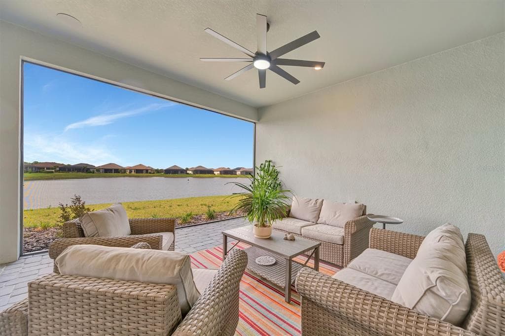 5419 ORSELLO STREET photo 3
