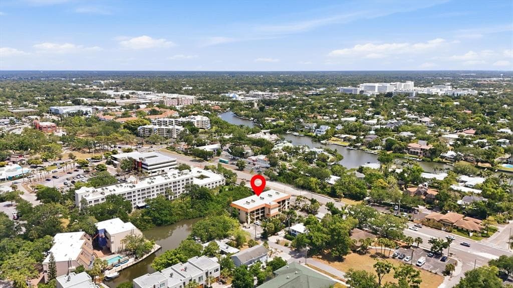 1650 PINE TREE LANE #103 4