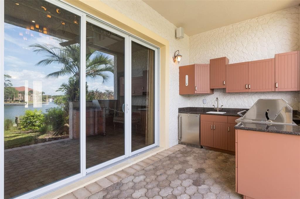224 YACHT HARBOR DRIVE photo 22