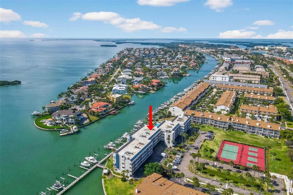 363 PINELLAS BAYWAY S #42 2