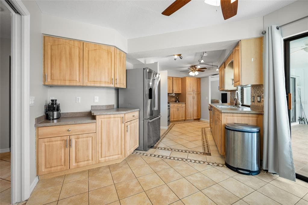 3098 MAUCK TERRACE photo 12
