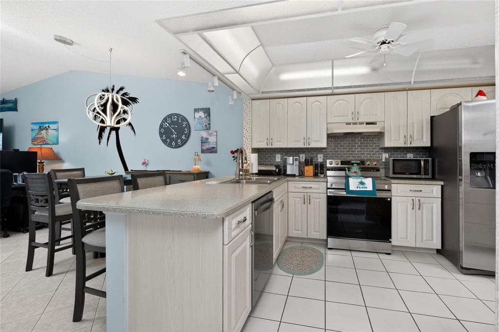 23465 HARBORVIEW ROAD 1026 photo 8