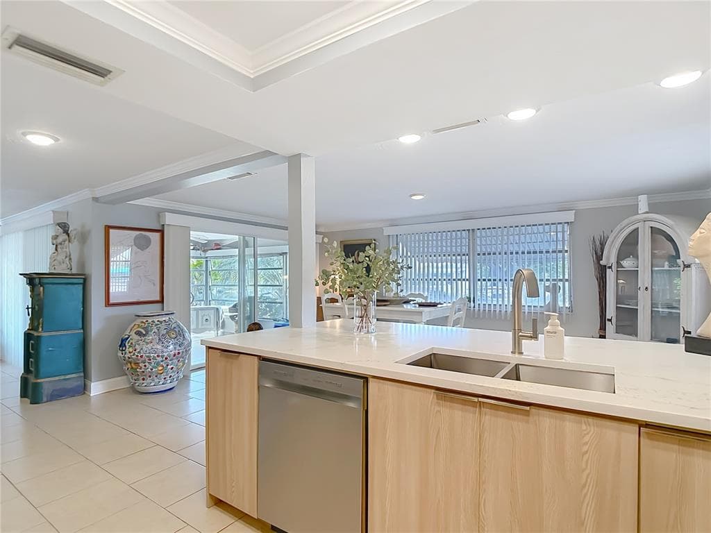 4237 HEADSAIL DRIVE photo 16
