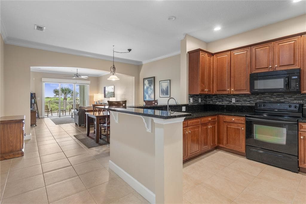 400 CINNAMON BEACH WAY 324 photo 7