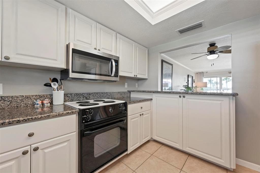 711 MANATEE AVENUE photo 13