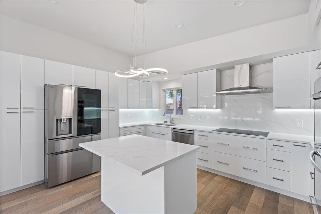528 KEY ROYALE DRIVE photo 16