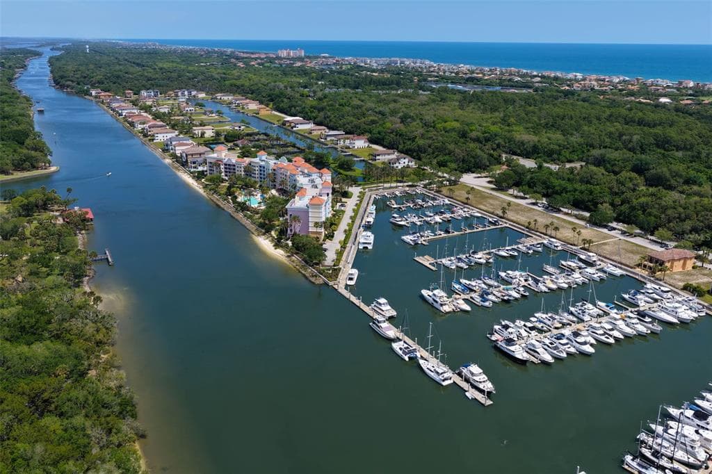 102 YACHT HARBOR DRIVE 371 photo 3