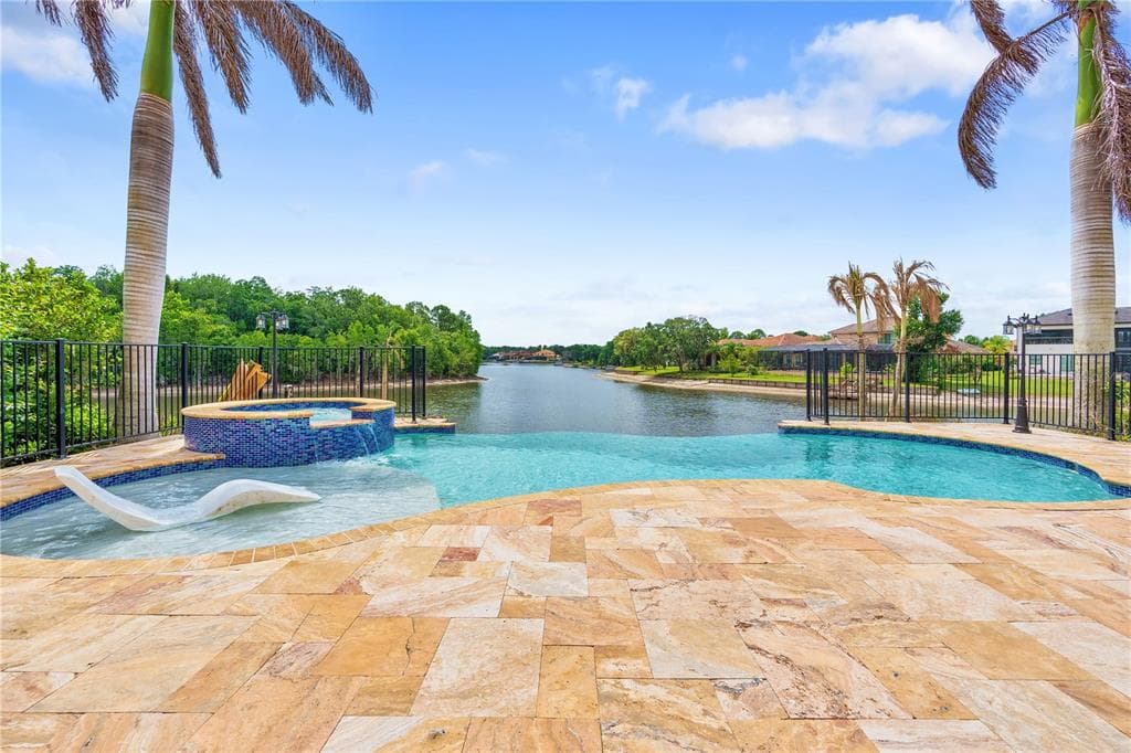 10603 CAYMAN ISLE COURT 2