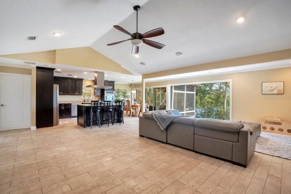 3858 SHORE BOULEVARD photo 12