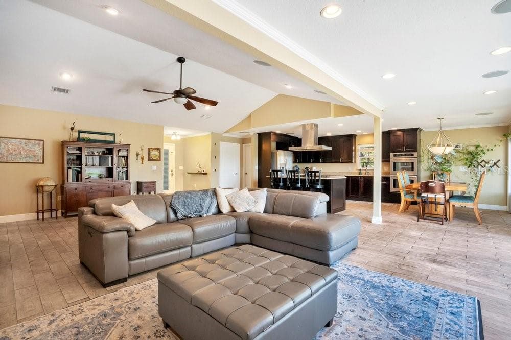 3858 SHORE BOULEVARD photo 11