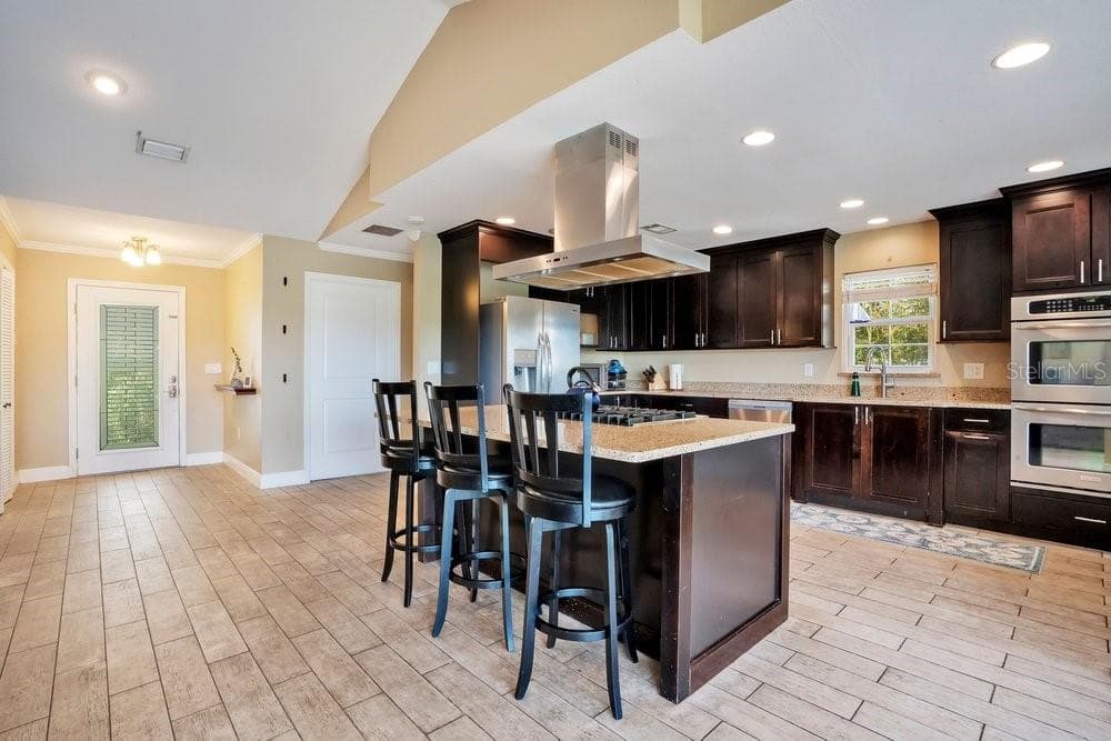 3858 SHORE BOULEVARD photo 16
