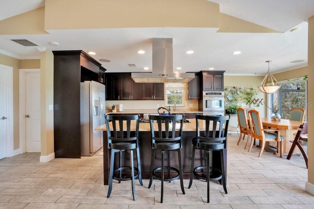 3858 SHORE BOULEVARD photo 17