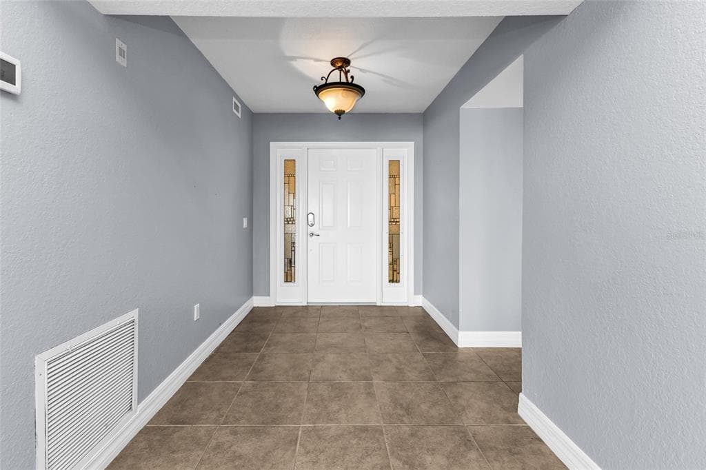 101 N MARION COURT 213 photo 16