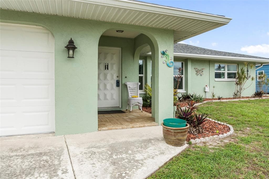 140 BARRE DRIVE NW 2