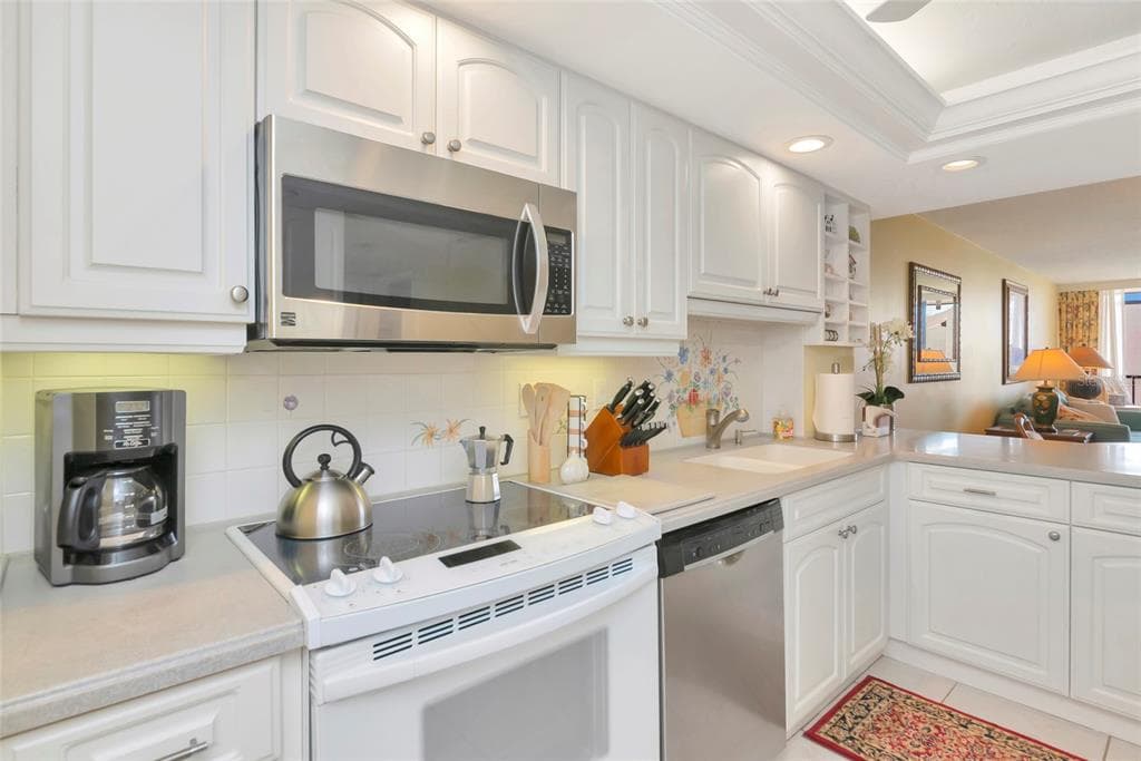 6480 MIDNIGHT PASS ROAD 503 photo 12