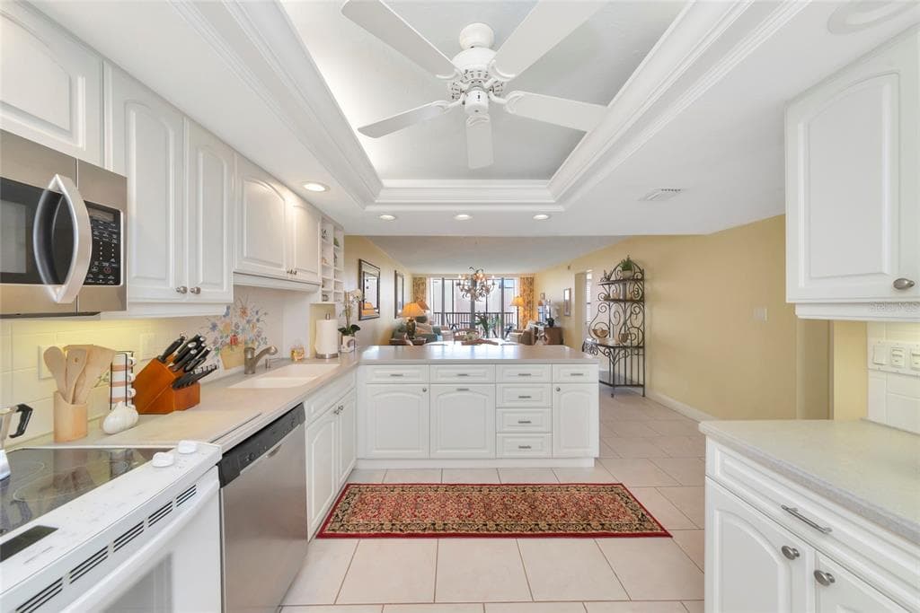 6480 MIDNIGHT PASS ROAD 503 photo 7